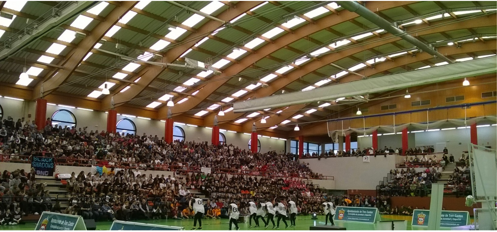 event image complement